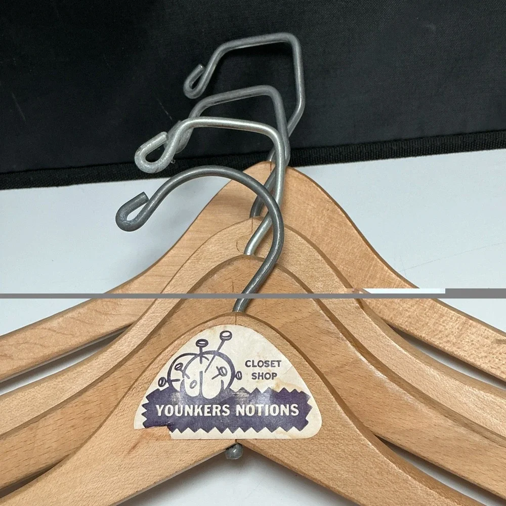 Lot of 4 Vintage Wooden Hangers 3 Batts Wishbone Younkers Batts 1 Unbranded